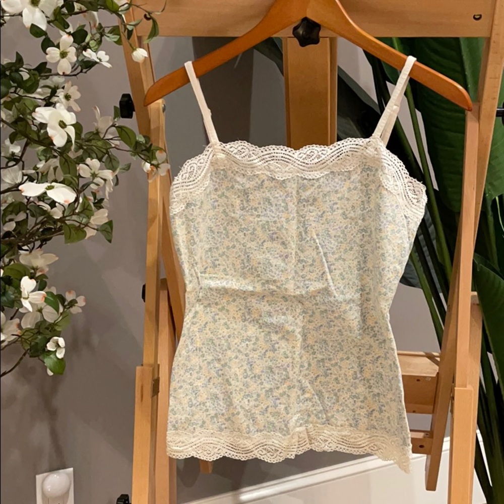 Ann Taylor Floral print camisole lace detail